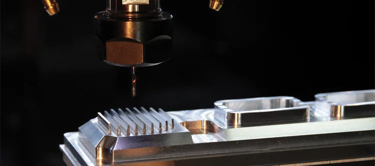Surface detail of an aluminum part machined with REVO MATE